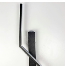 Лівий настінний світильник у чорному корпусі 60 см