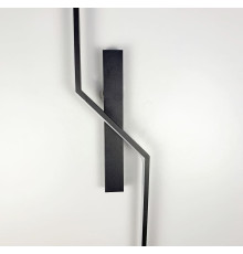 Лівий настінний світильник у чорному корпусі 100 см