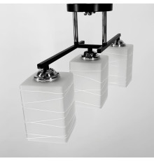 Прямокутний плафонний світильник на 3 лампи в чорному корпусі 47х15 см