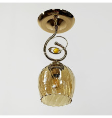 Золотий світильник з квітковим узором на янтарному плафоні Ø20х32 см