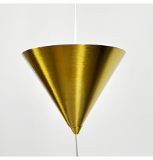 Латунний підвісний світильник із конусним дизайном