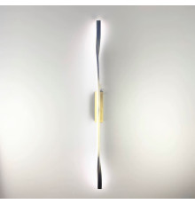 Настінний світильник WAND у латунному корпусі 80 см