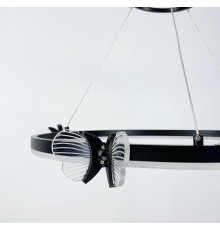 Світлодіодна люстра кільце із метеликами в чорному корпусі