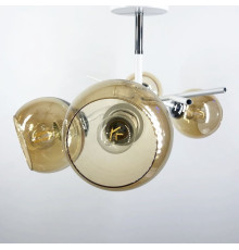 Стельова люстра в білому кольорі на 4 плафони