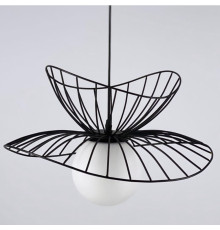 Сучасний світильник з об’ємним корпусом чорного кольору та білим плафоном