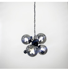 Підвісна люстра у чорному каркасі з графітовими плафонами