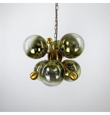 Підвісна люстра у золотому корпусі