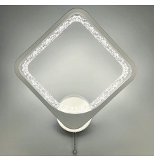 Мінімалістичний настінний LED світильник у білому корпусі