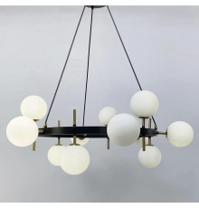 Люстра у формі кільця з білими мініатюрними плафонами