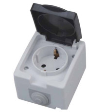 Розетка накладна 1-на з заземленням з кришкою ATOM