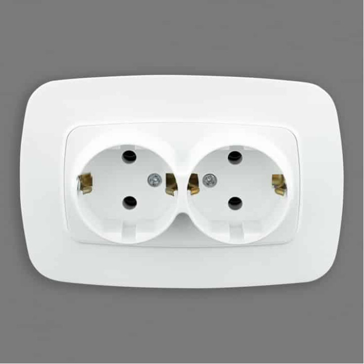 Розетка подвійна з заземленням біла ELA · HOROZ ELECTRIC · 11751